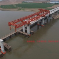 《河南-黄河大桥》高效吸能自恢复保护车船桥浮动式防撞设施